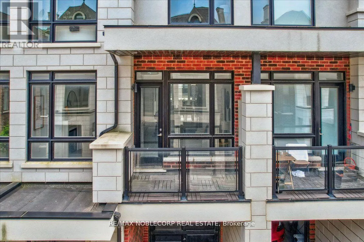 45 GLOBEMASTER LANE
