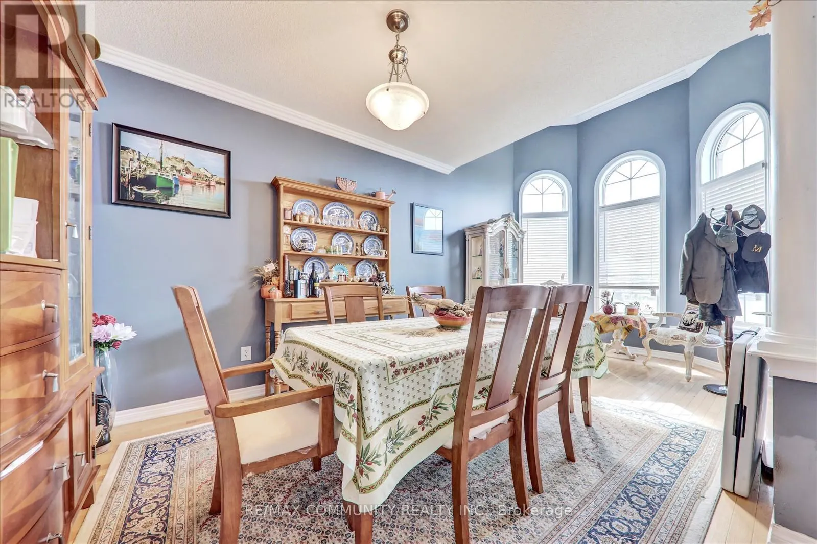 37 CONDARCURI CRESCENT
