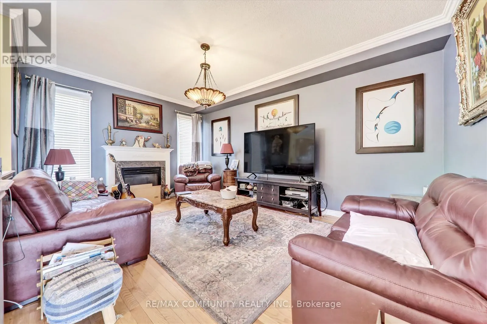 37 CONDARCURI CRESCENT