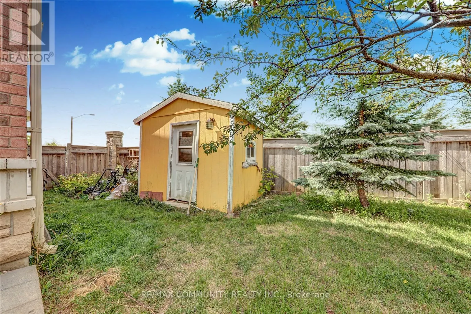37 CONDARCURI CRESCENT