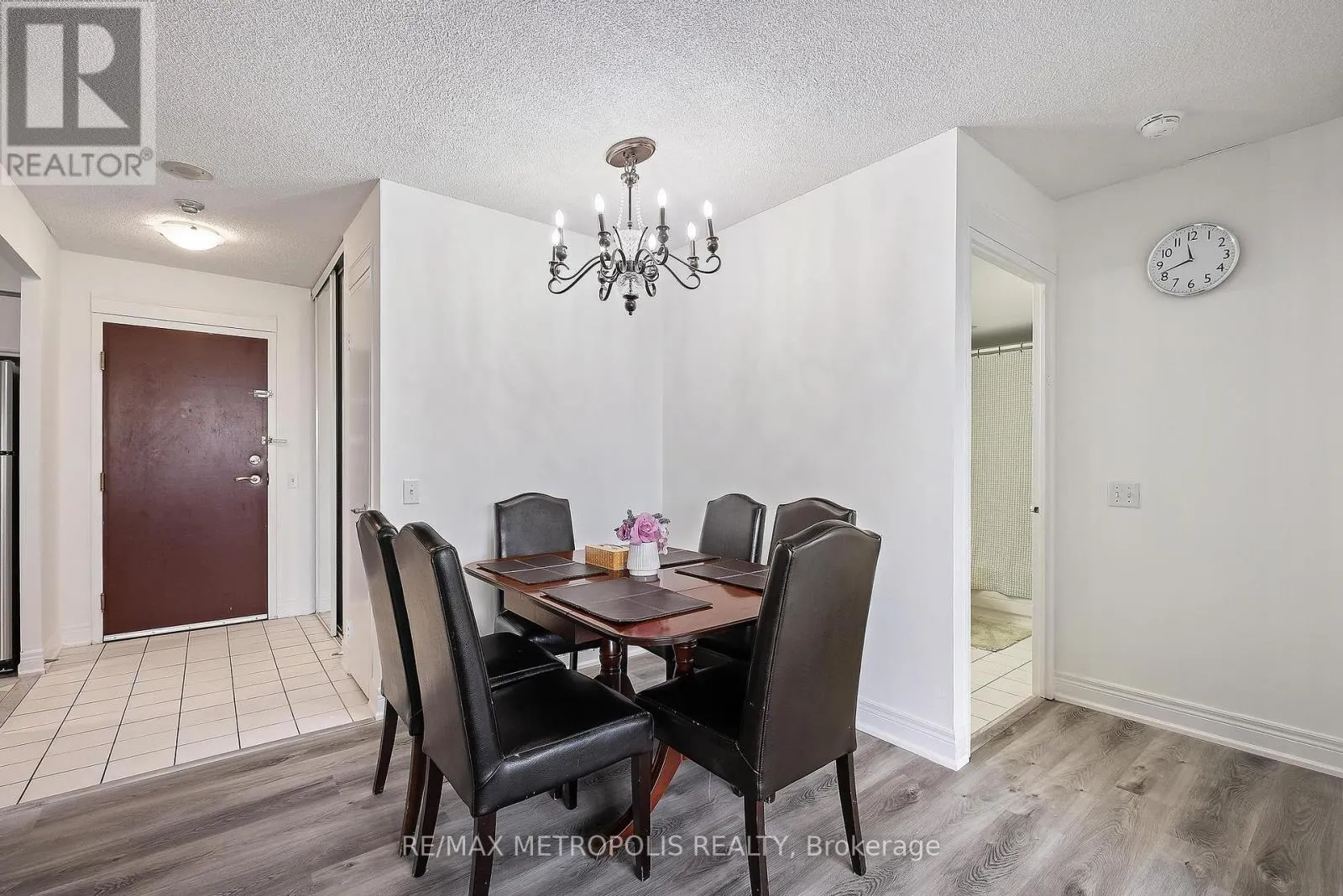 701 - 81 TOWNSGATE DRIVE