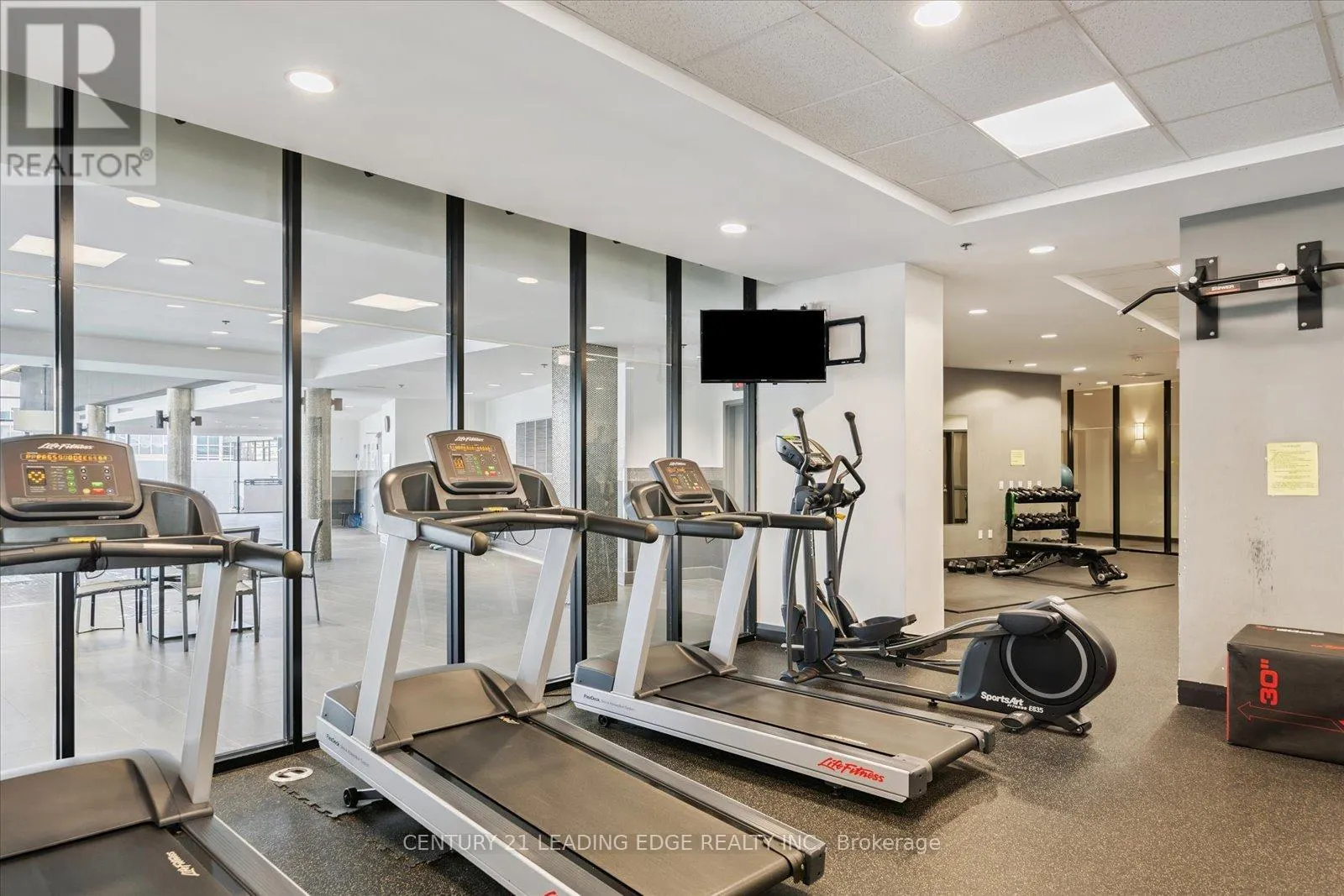 301 - 2910 HIGHWAY 7 ROAD W