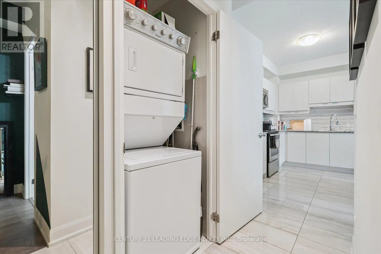 301 - 2910 HIGHWAY 7 ROAD W