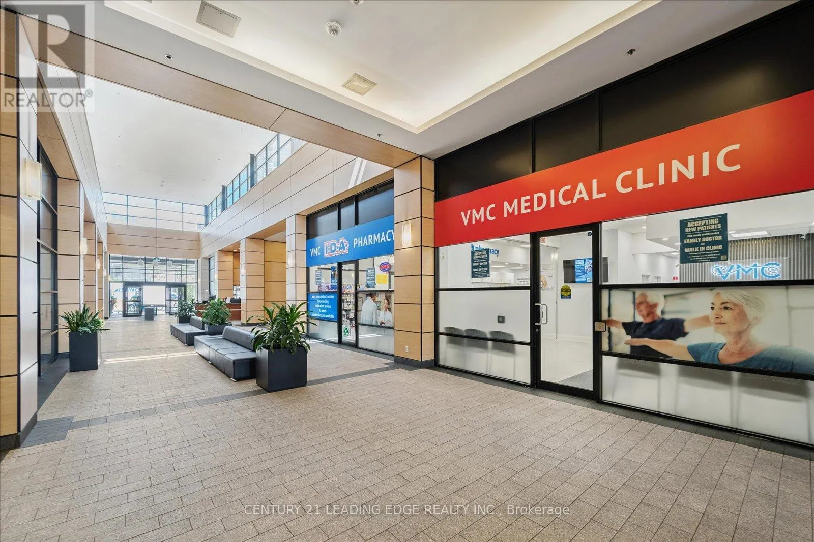 301 - 2910 HIGHWAY 7 ROAD W