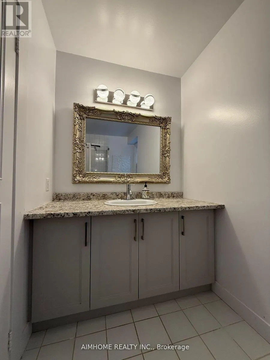 338 STEELES AVENUE E