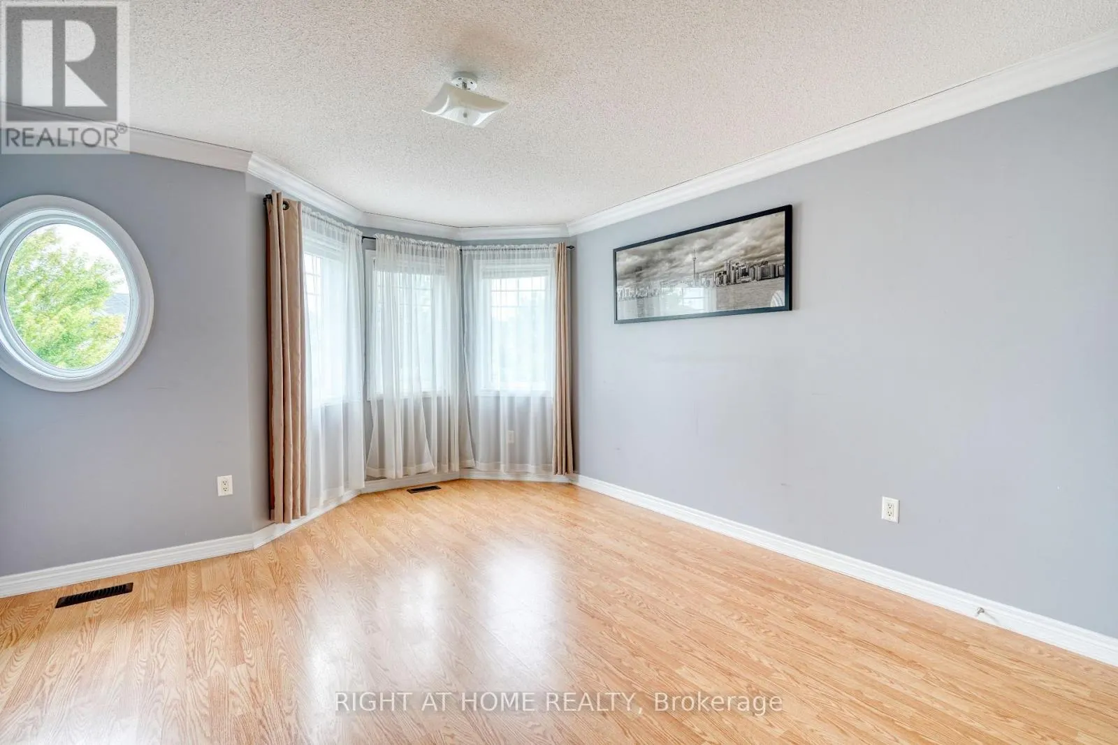 20 SEIFFER CRESCENT