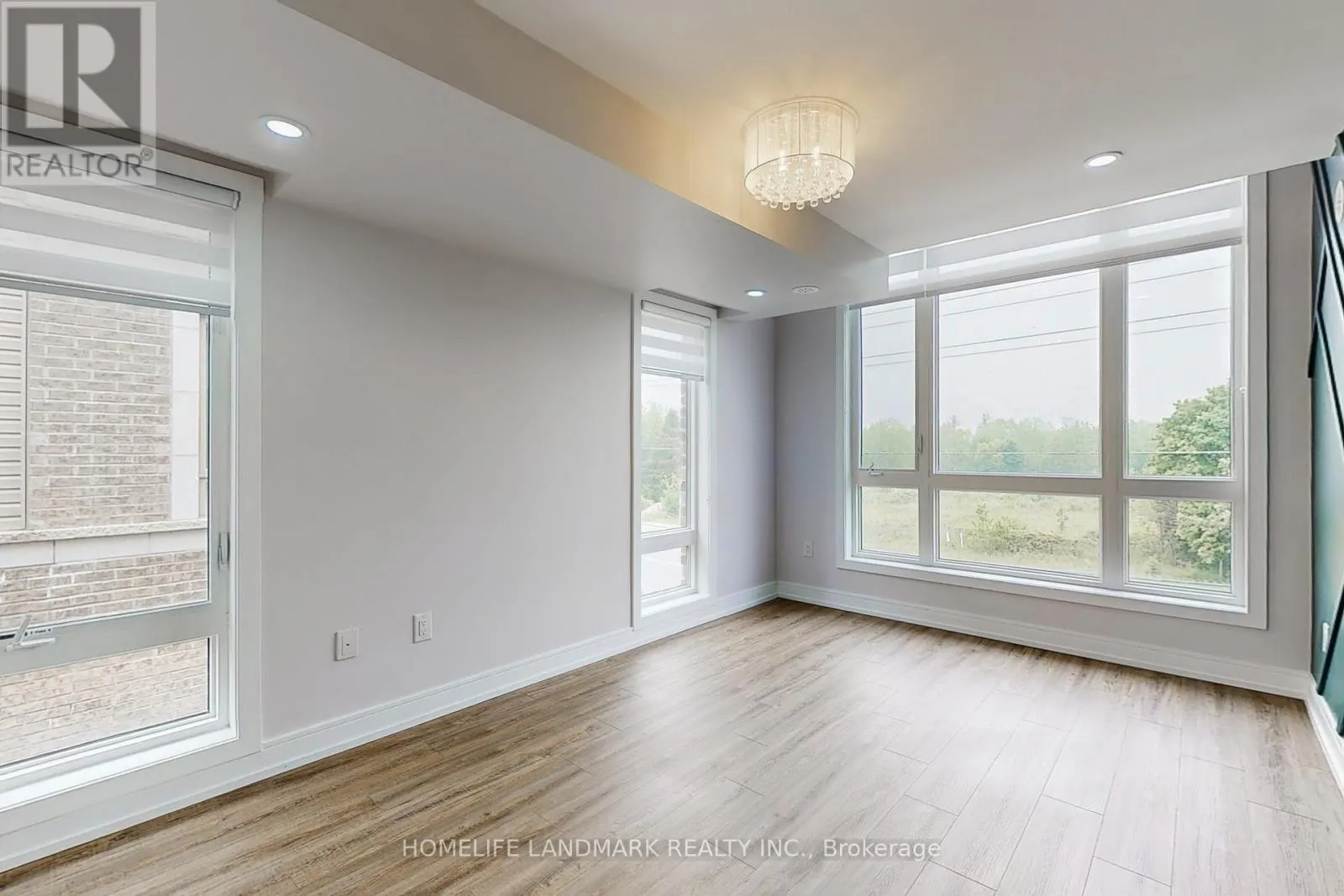 2503 - 30 WESTMEATH LANE