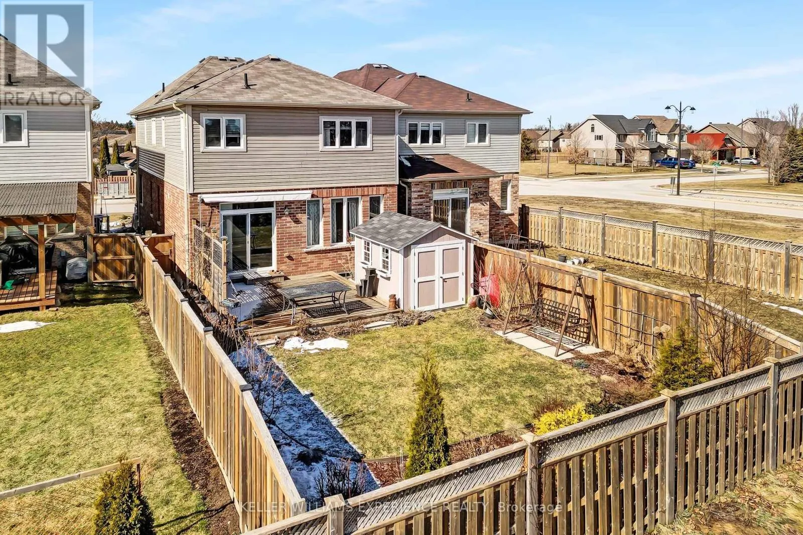 15 WAGNER CRESCENT