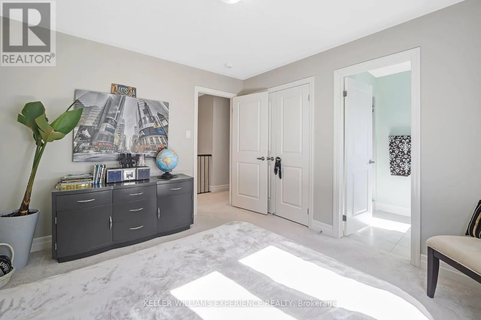 15 WAGNER CRESCENT