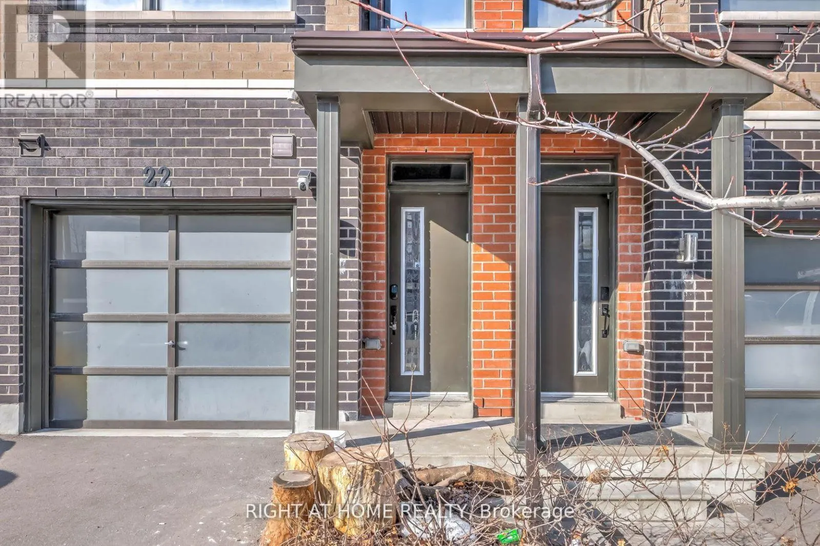 22 GARNEAU STREET