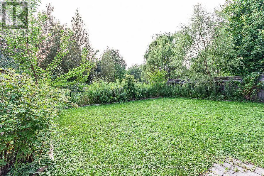 111 DEERWOOD CRESCENT
