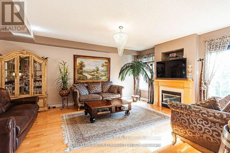 111 DEERWOOD CRESCENT