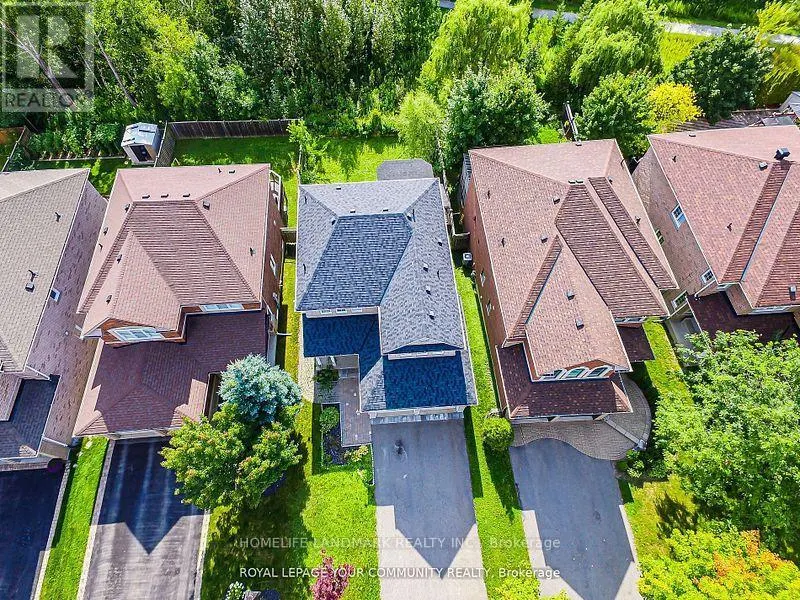 111 DEERWOOD CRESCENT
