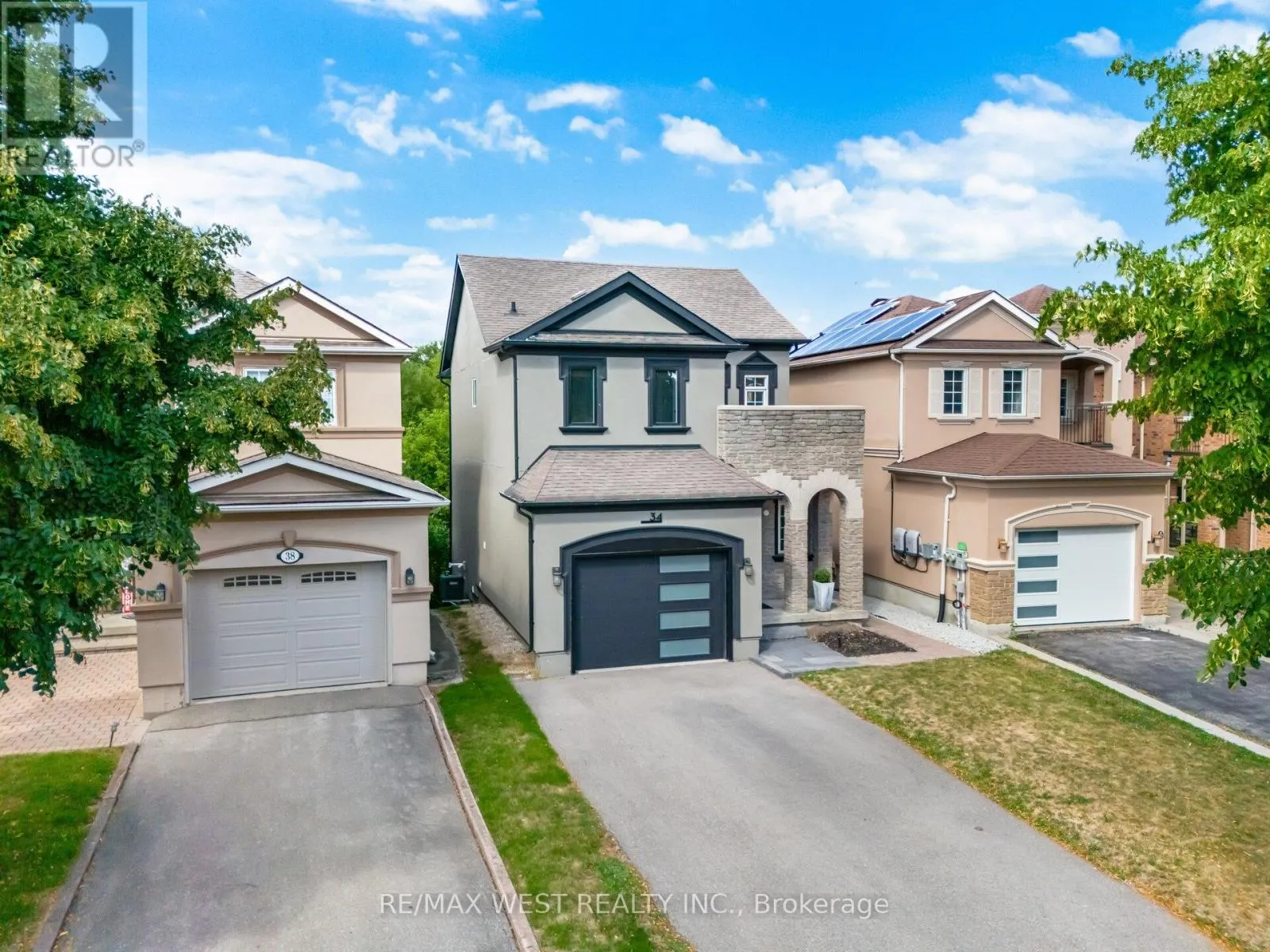 34 WILLOW TREE STREET