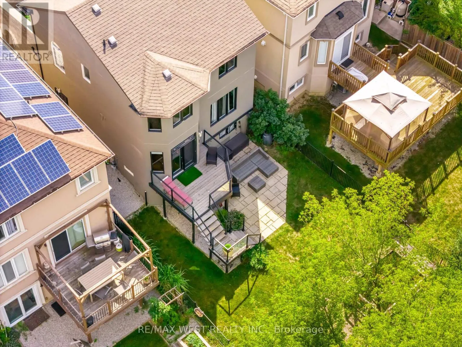 34 WILLOW TREE STREET