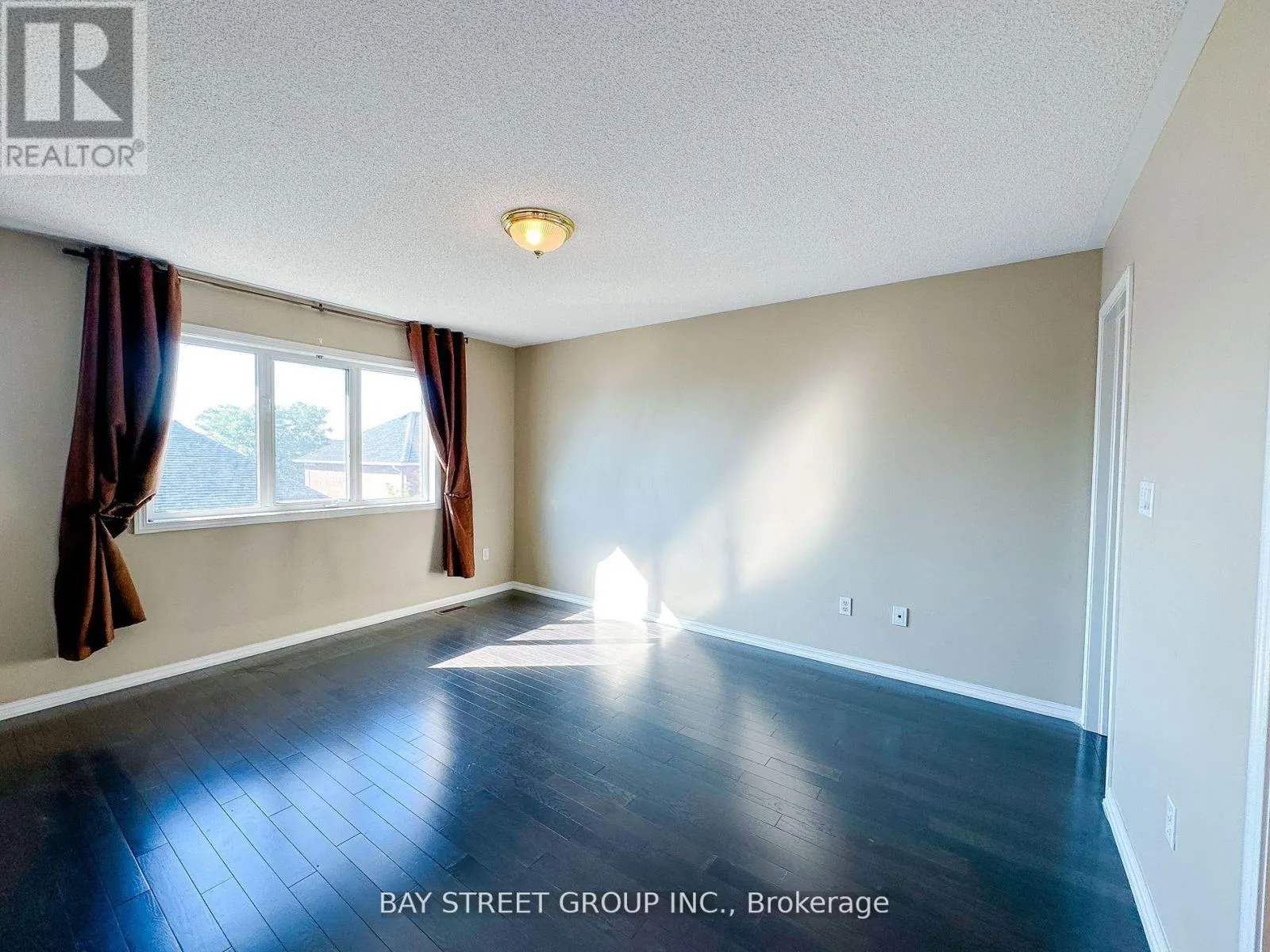 216 EQUATOR CRESCENT