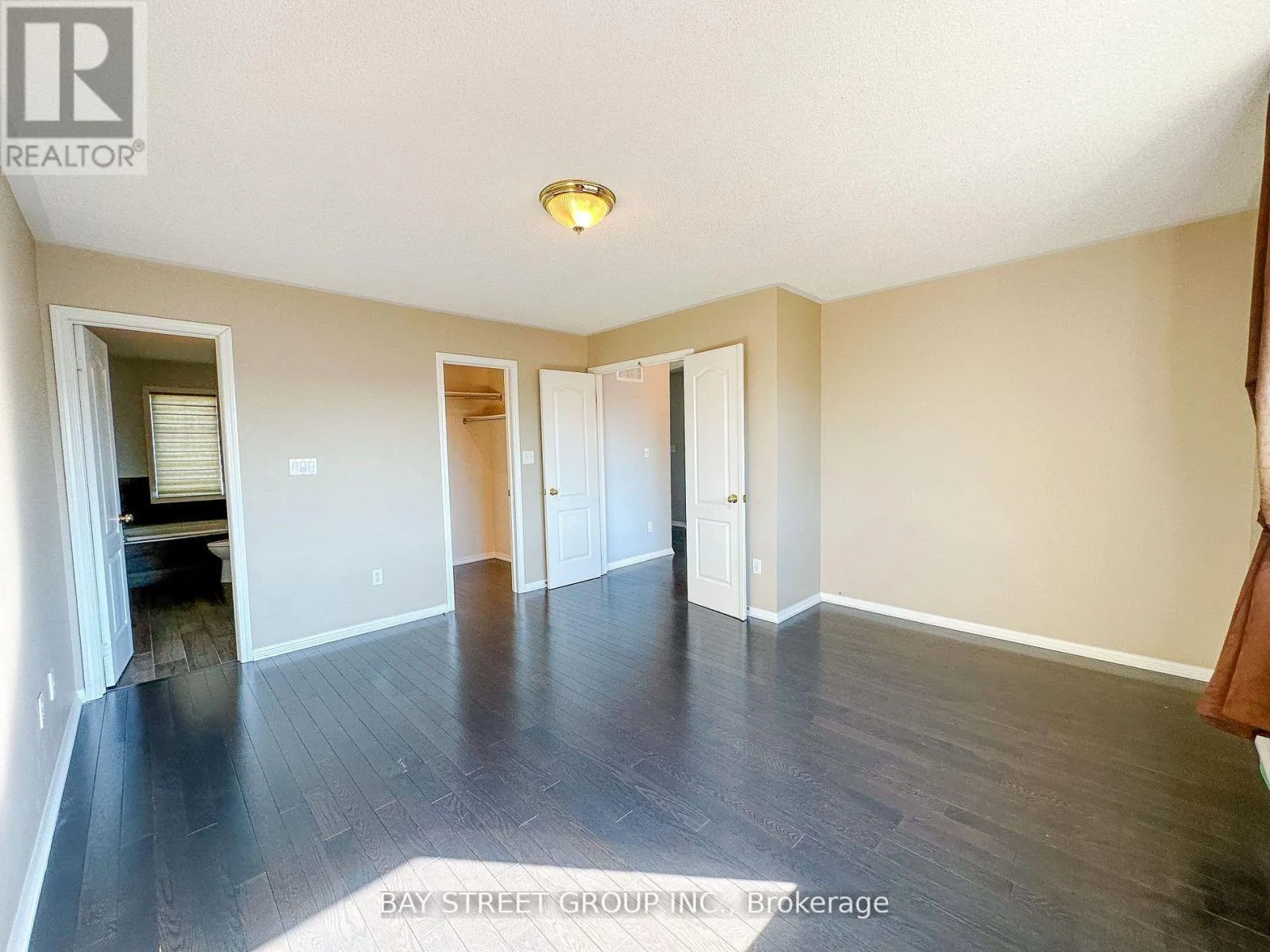 216 EQUATOR CRESCENT