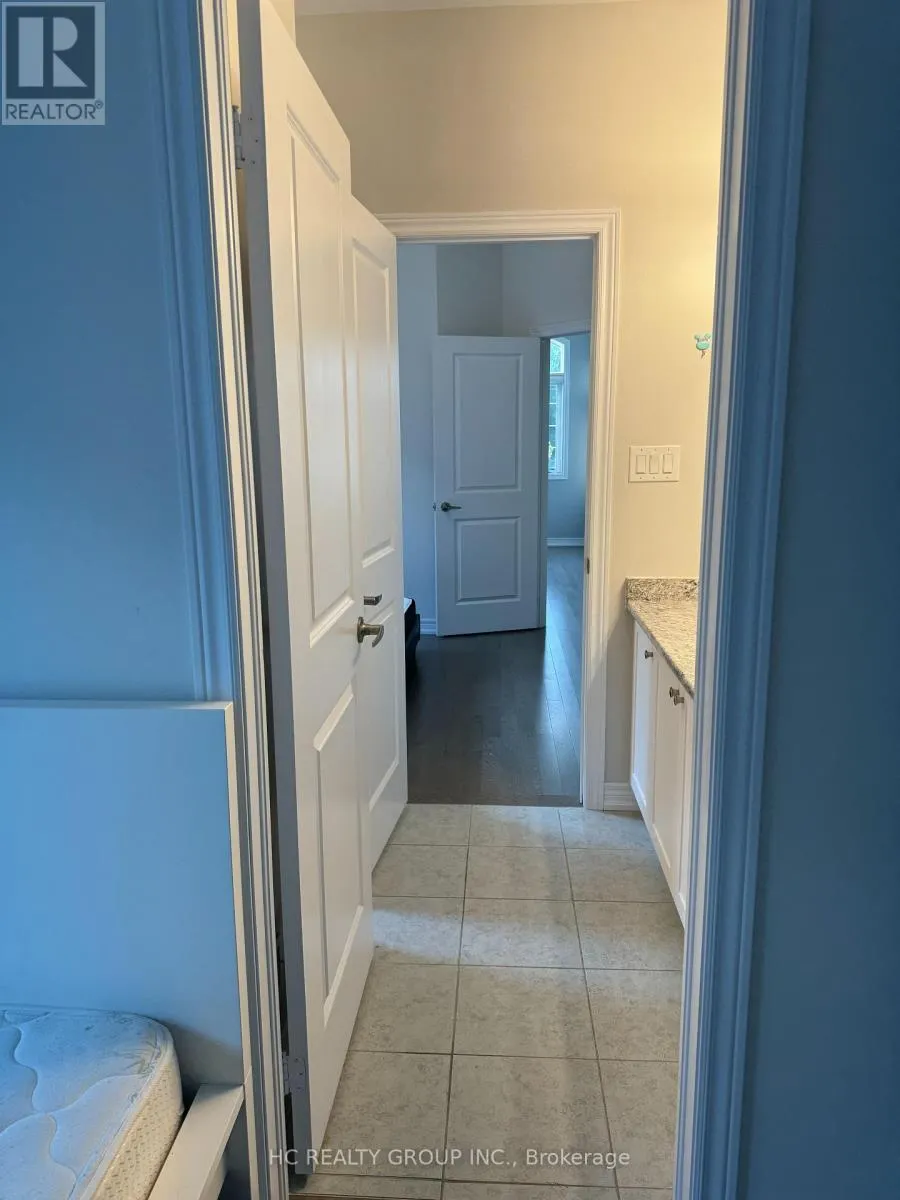 MAIN FLOOR - 75 MCCAGUE AVENUE