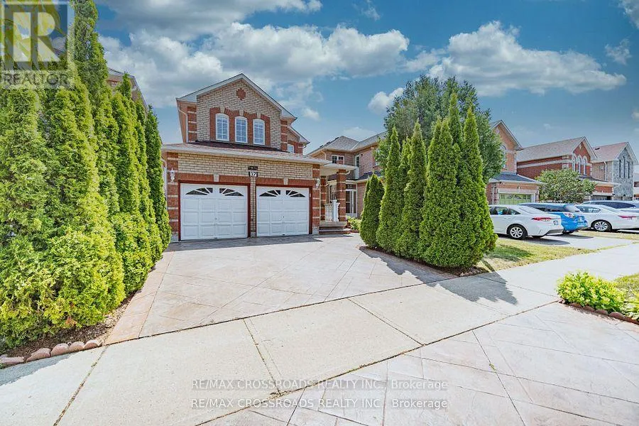37 CLIFTON COURT