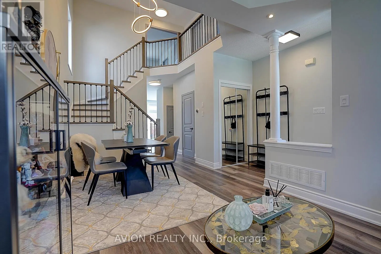 67 OAKFORD DRIVE