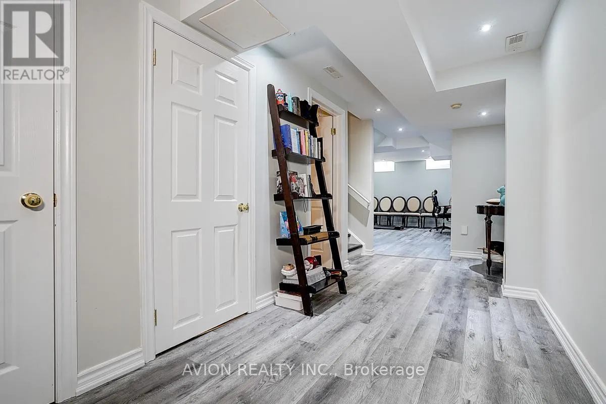 67 OAKFORD DRIVE