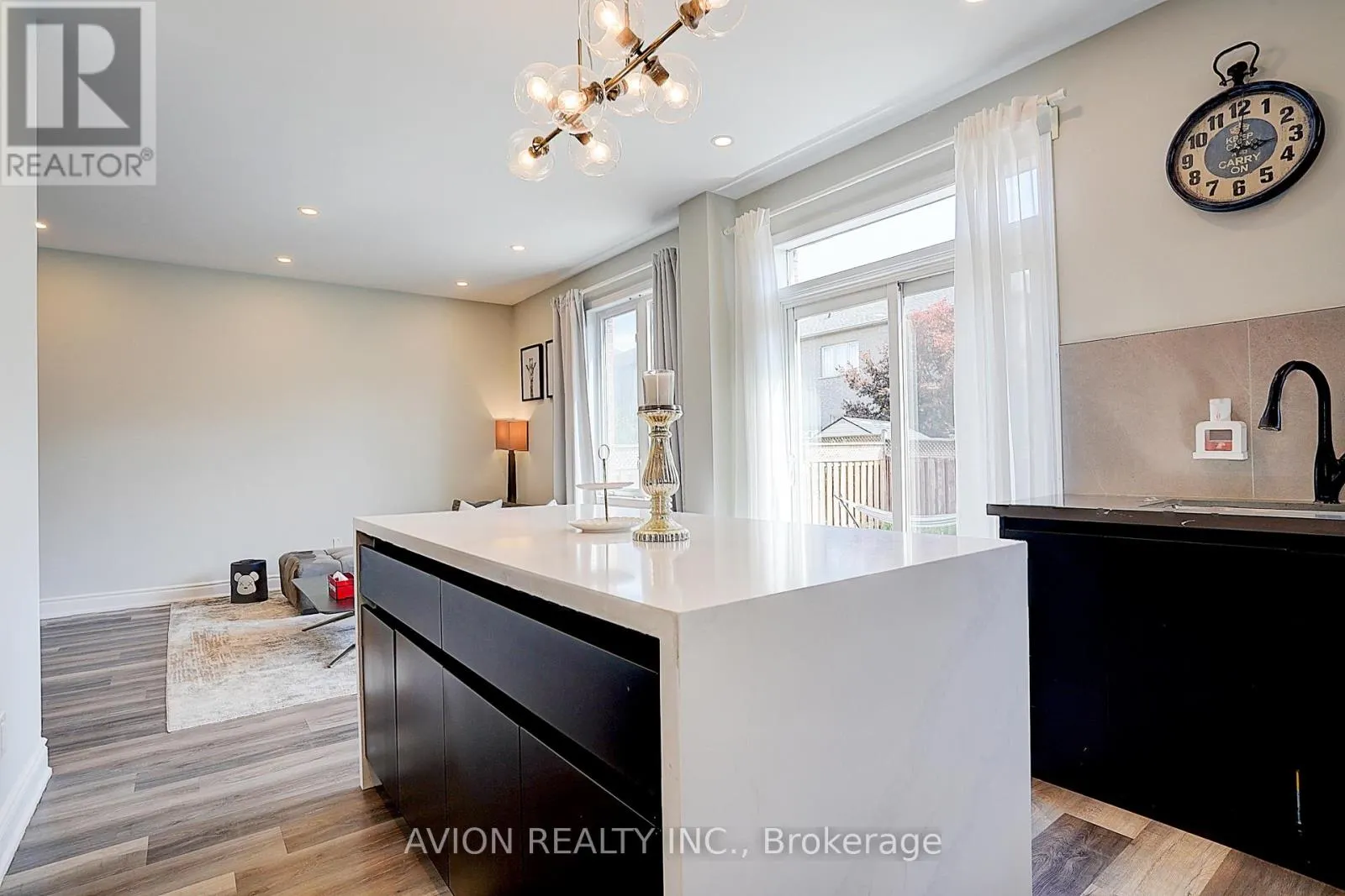 67 OAKFORD DRIVE