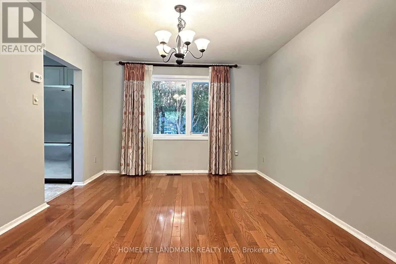 111 DRAKEFIELD ROAD