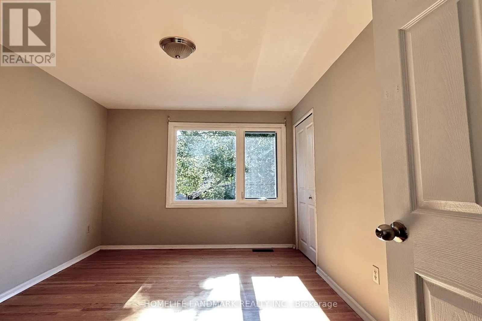 111 DRAKEFIELD ROAD