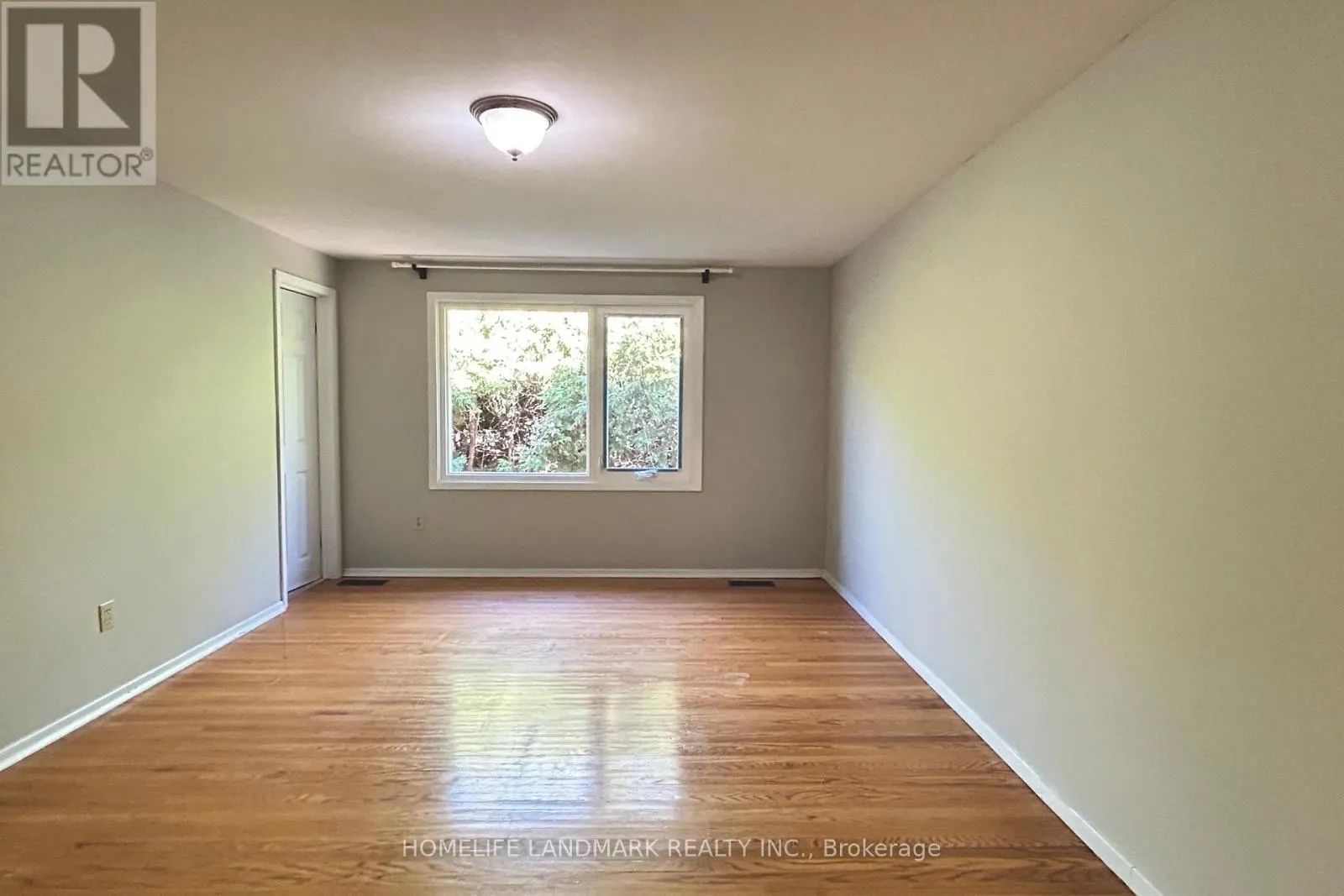 111 DRAKEFIELD ROAD
