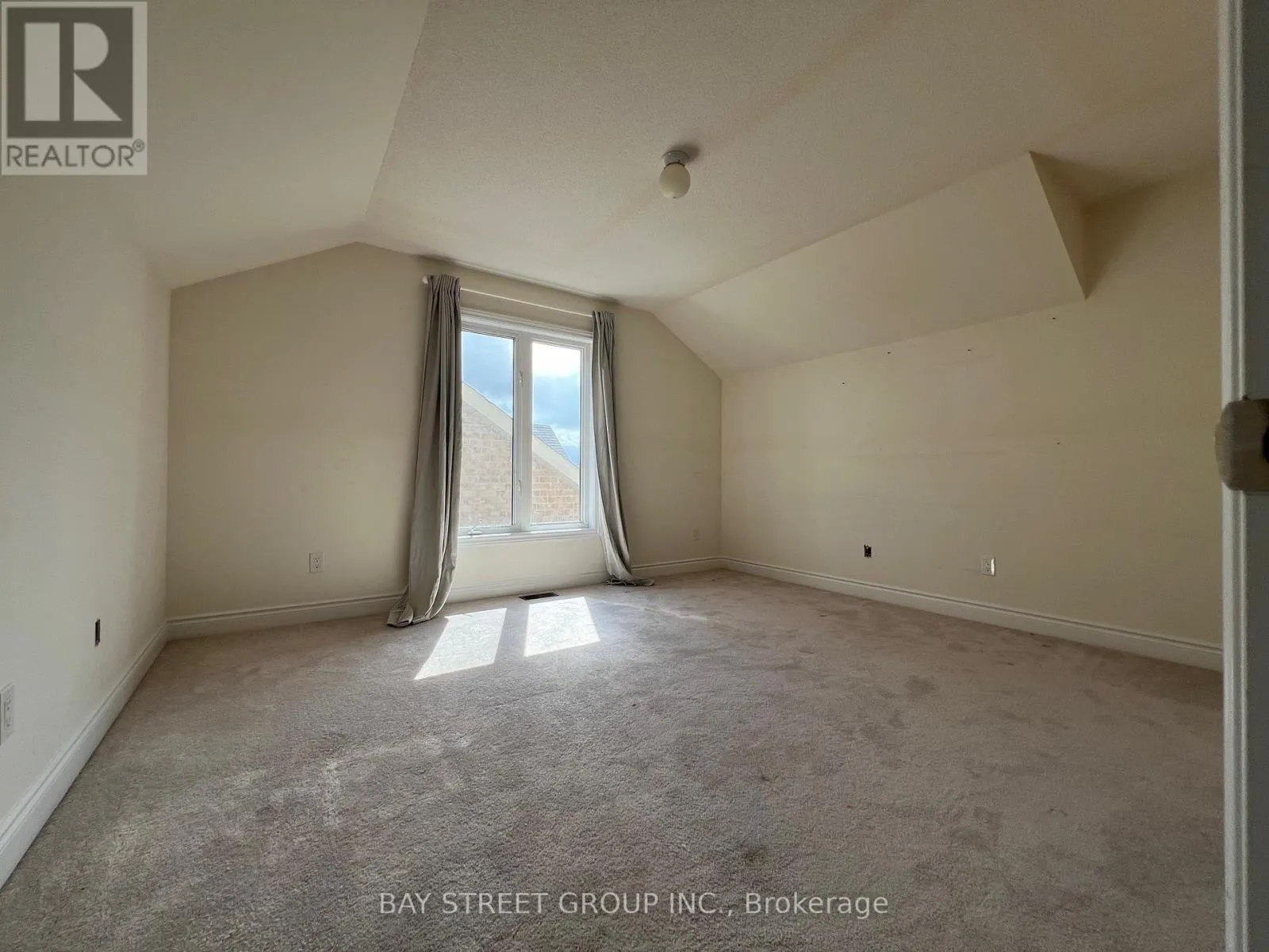 915 ERNEST COUSINS CIRCLE