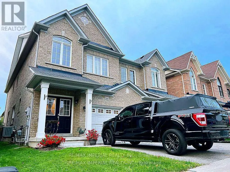 48 FOUR SEASONS CRESCENT