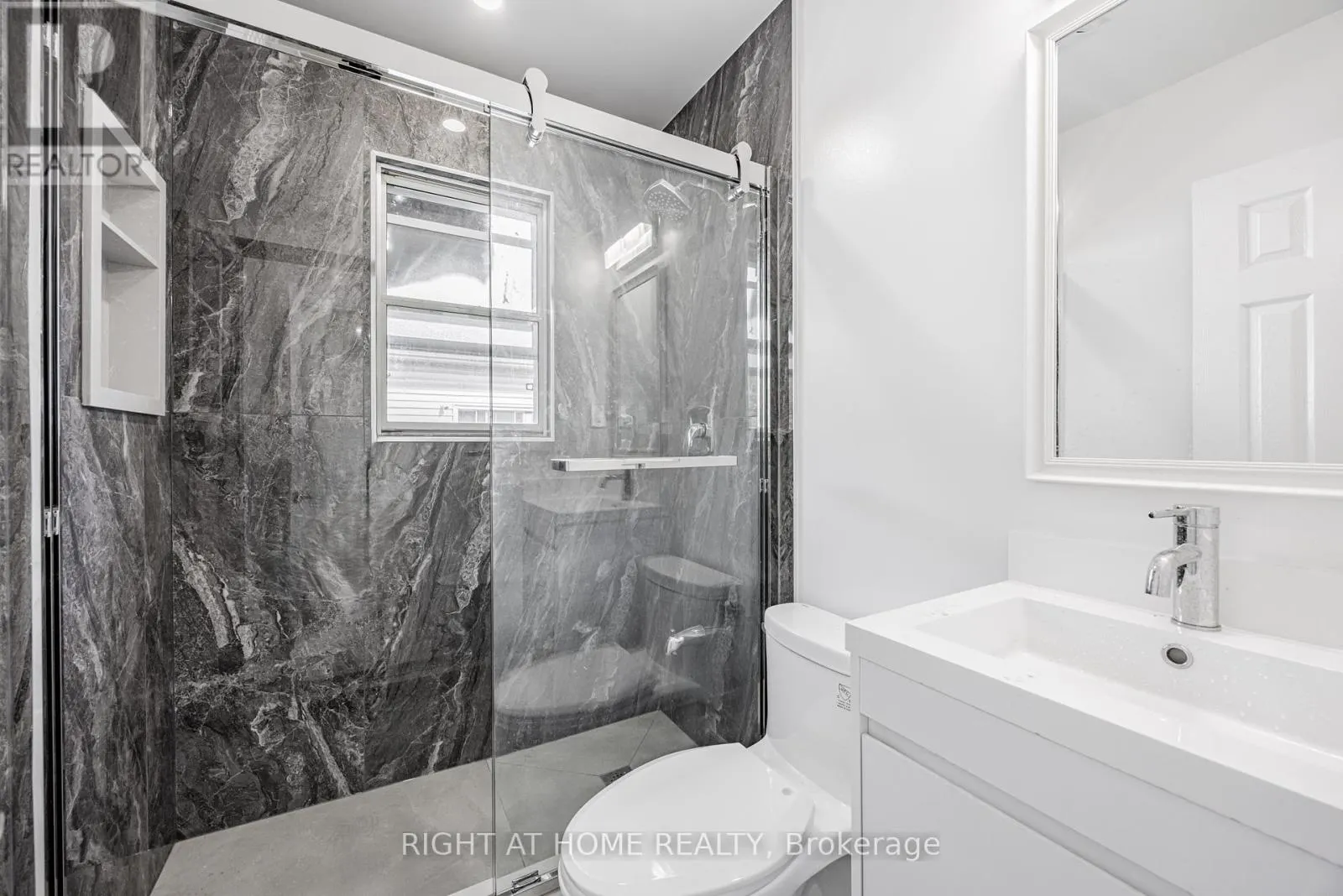 225 ESSEX- ENTIRE HOUSE AVENUE