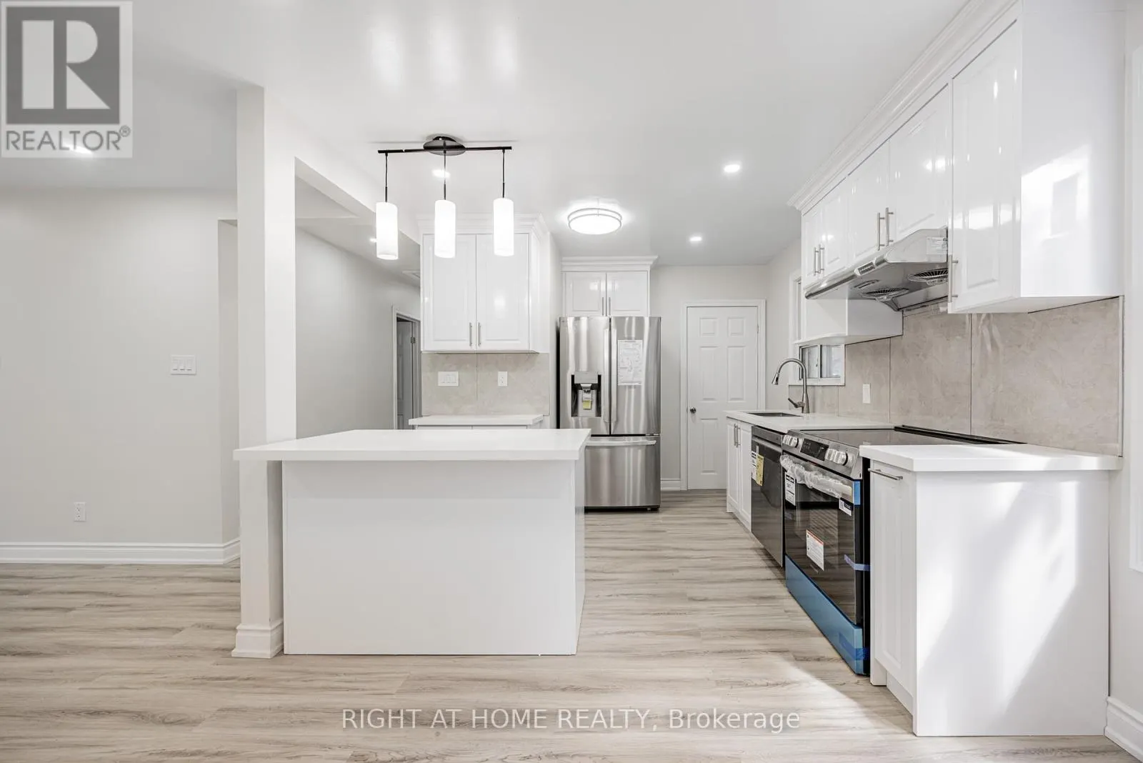 225 ESSEX- ENTIRE HOUSE AVENUE
