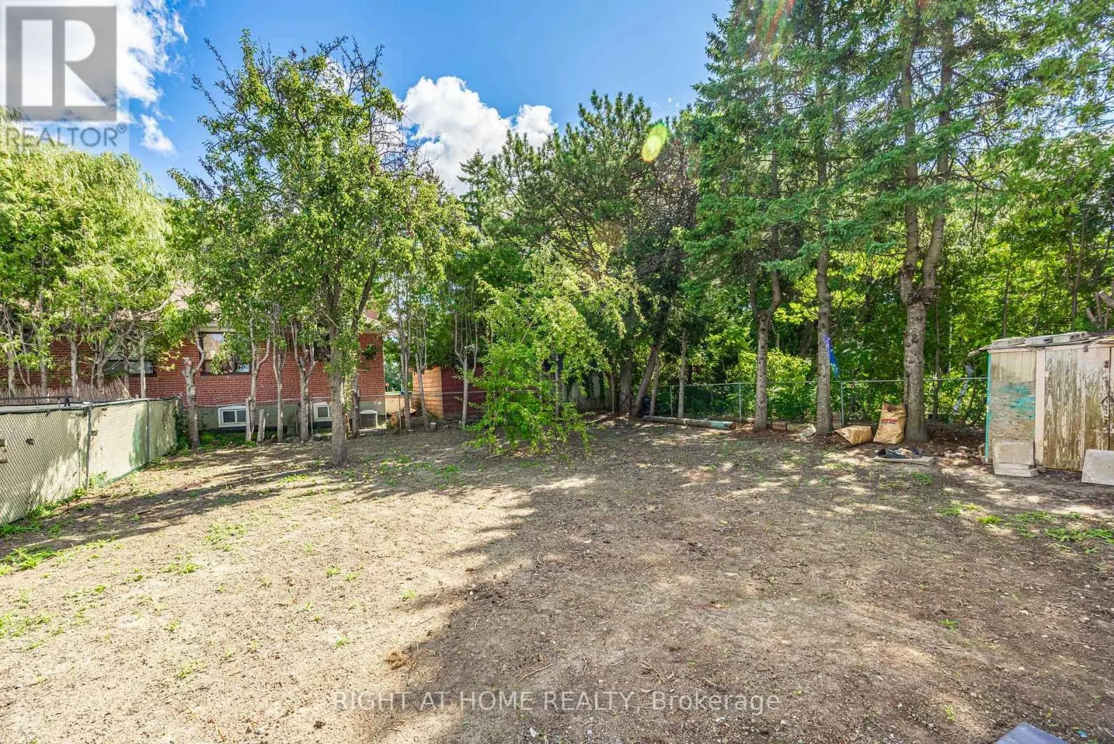 225 ESSEX- ENTIRE HOUSE AVENUE
