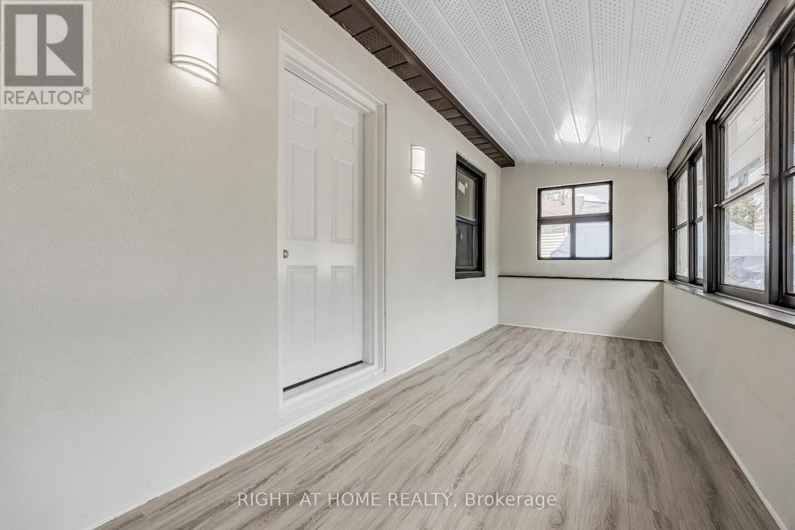 225 ESSEX- BASEMENT UNIT AVENUE