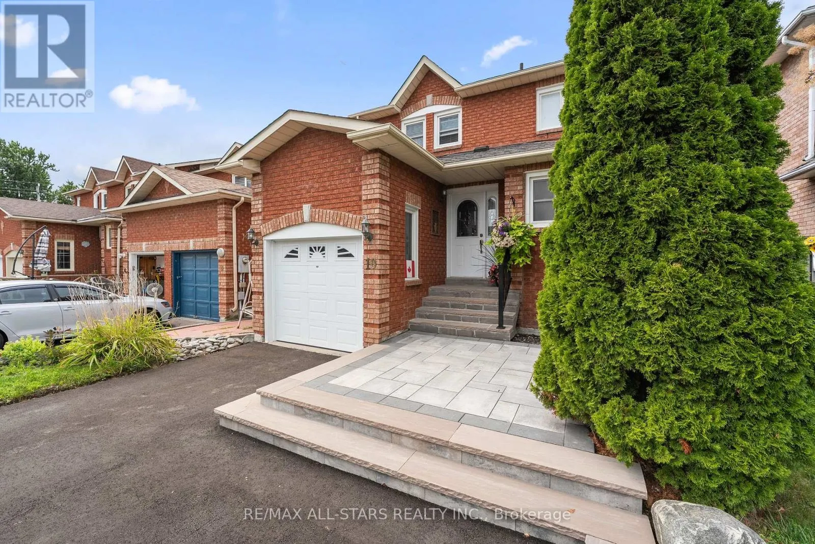 10 SKYBIRD LANE
