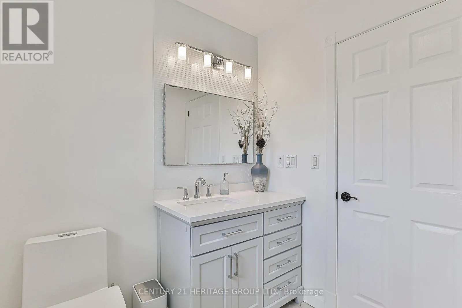 3471 MOUNT ALBERT ROAD