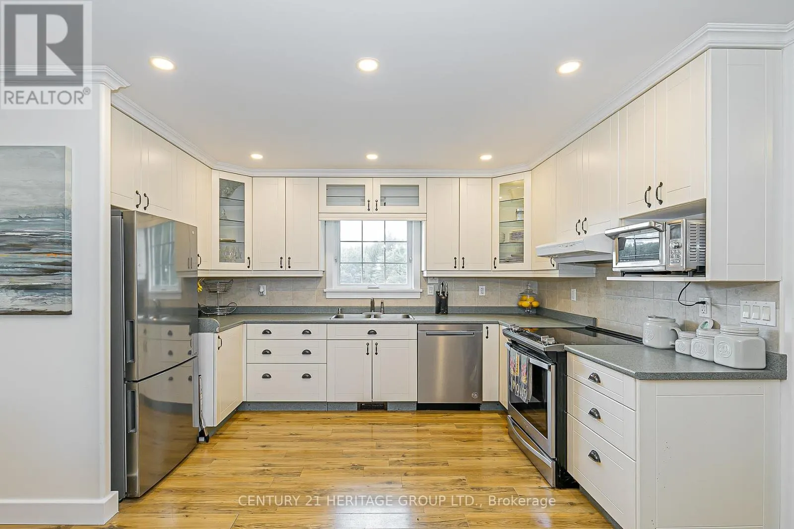 3471 MOUNT ALBERT ROAD