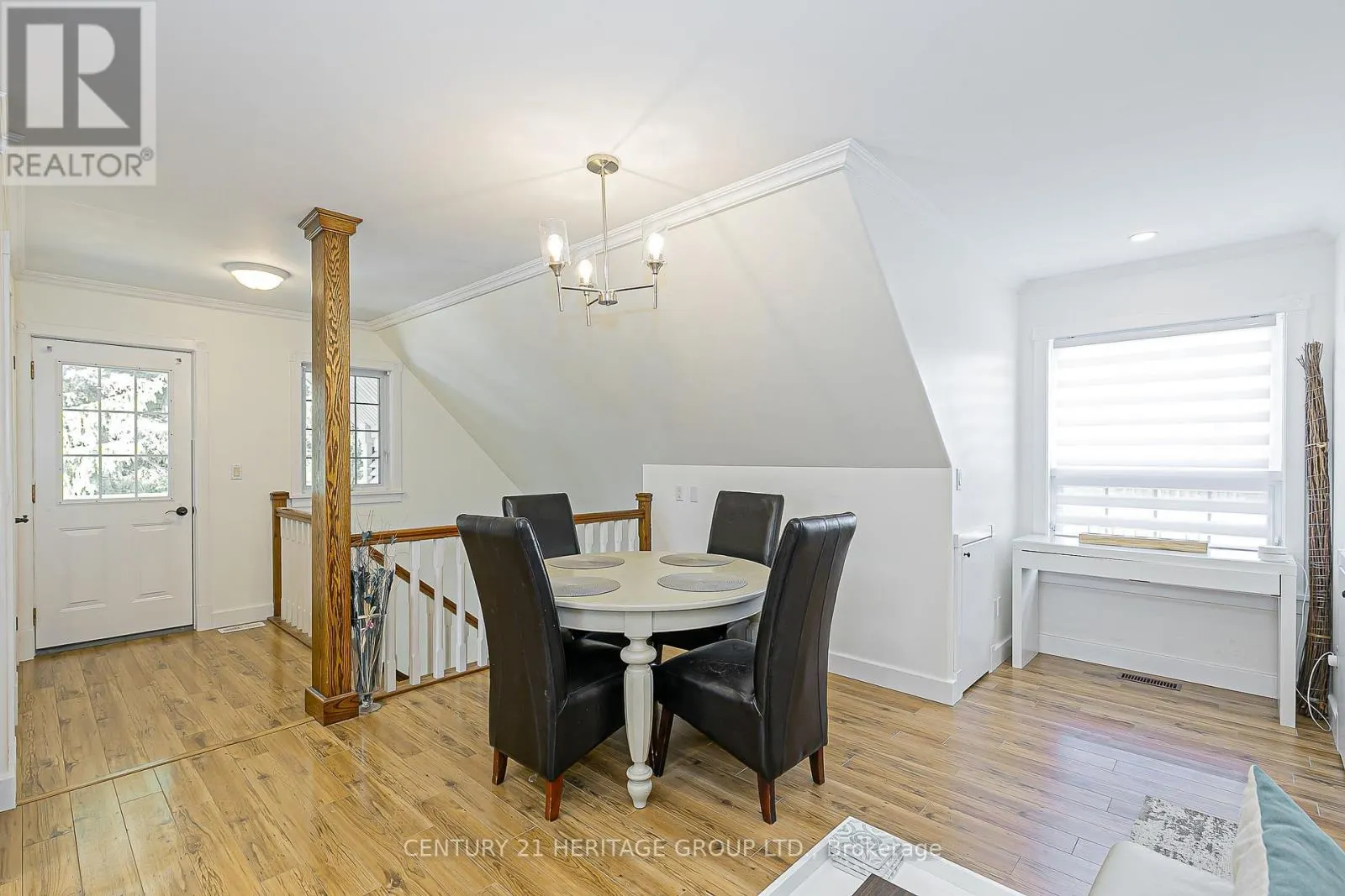 3471 MOUNT ALBERT ROAD