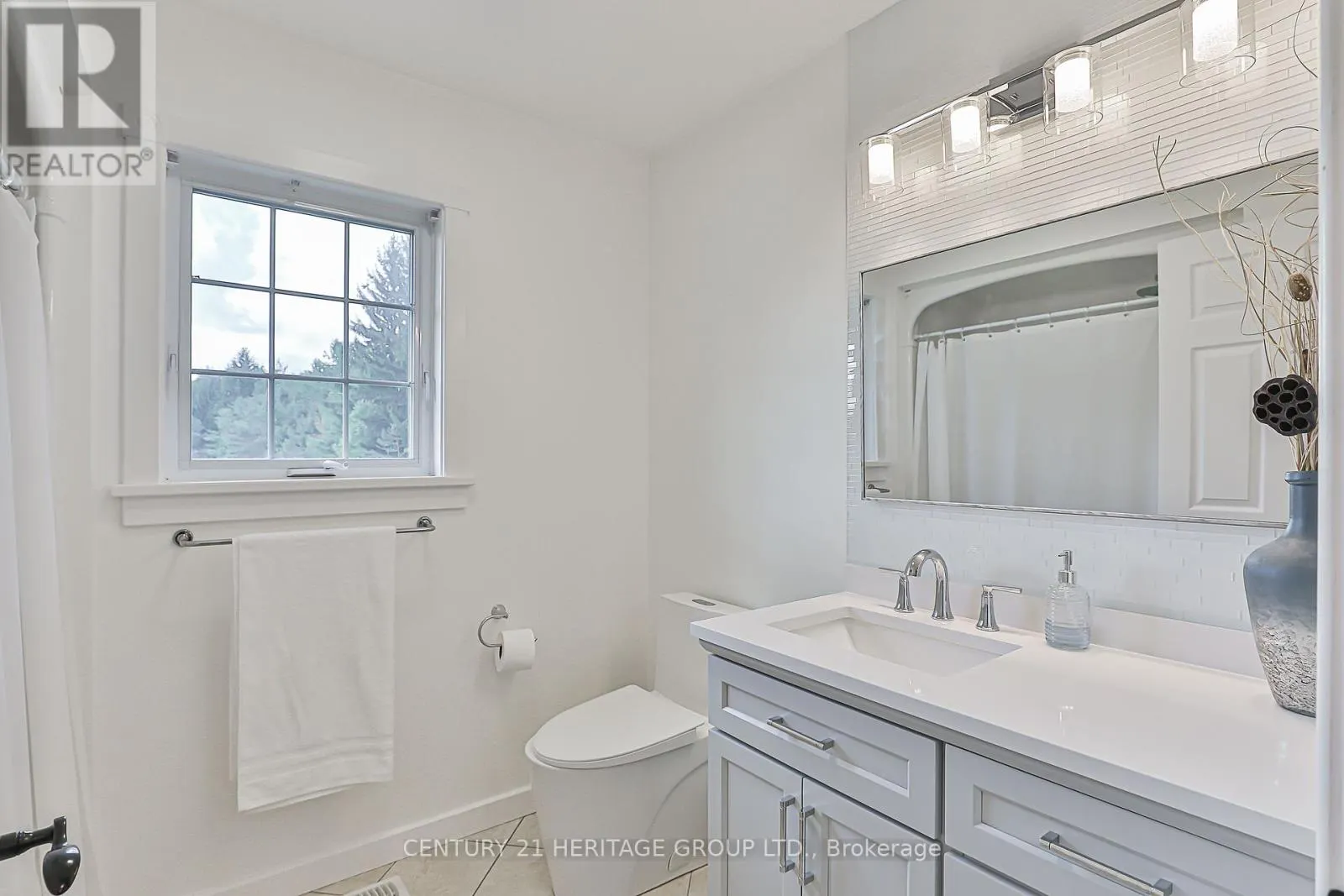 3471 MOUNT ALBERT ROAD