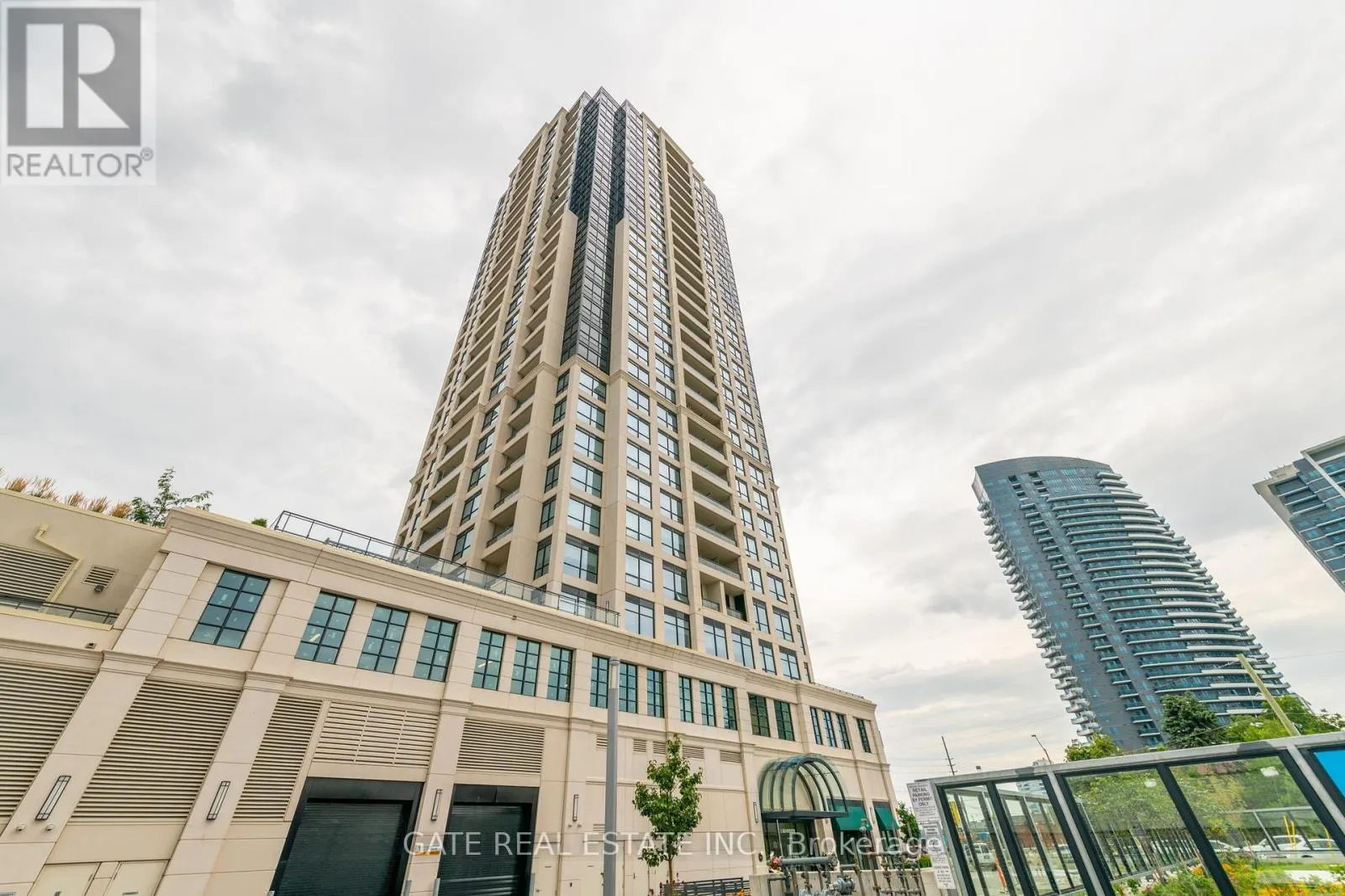 511 - 1 GRANDVIEW AVENUE