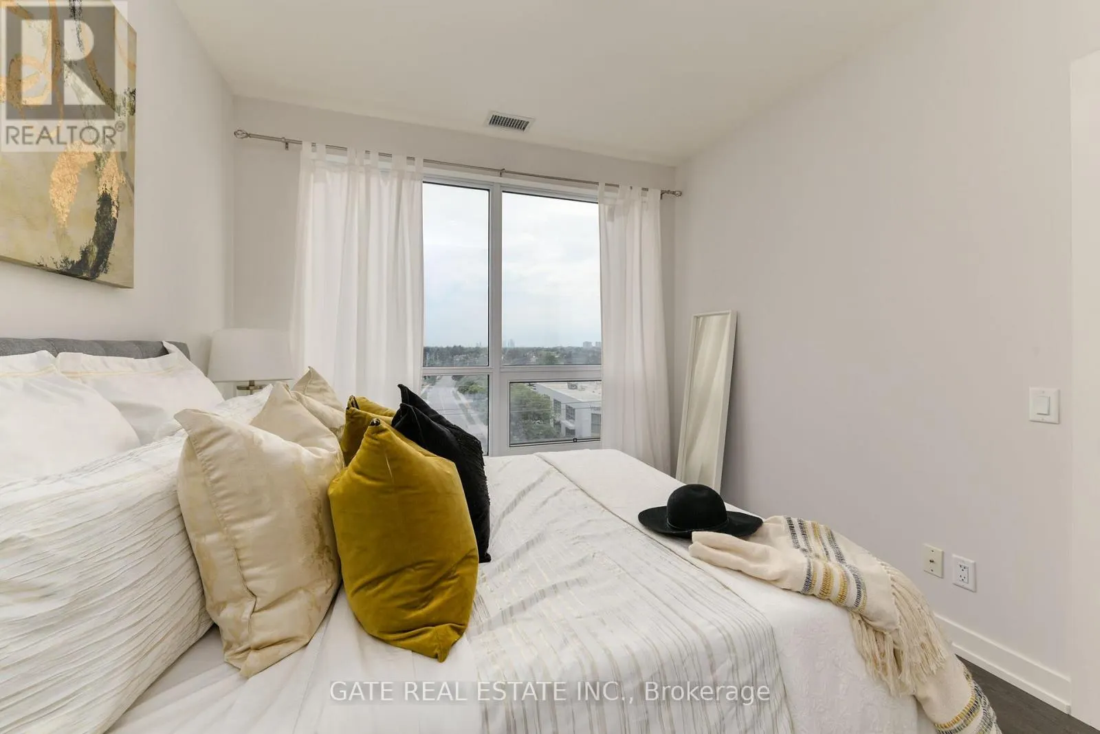 511 - 1 GRANDVIEW AVENUE