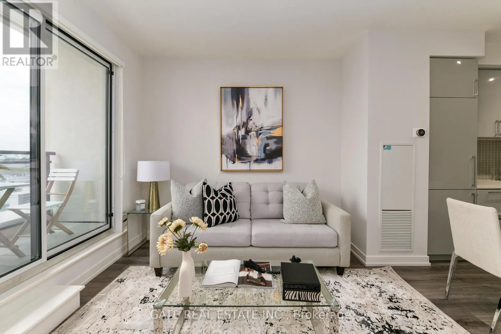 511 - 1 GRANDVIEW AVENUE