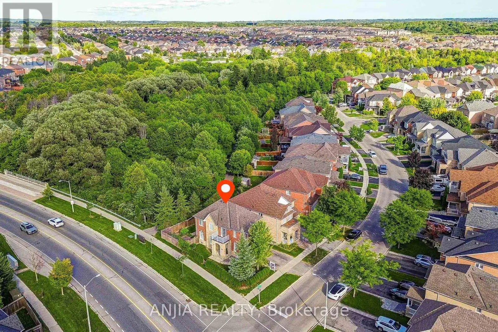 4 JAMES RATCLIFF AVENUE