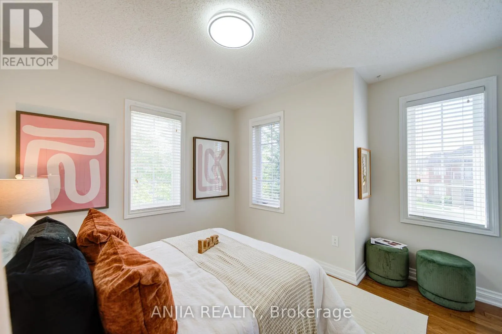 4 JAMES RATCLIFF AVENUE