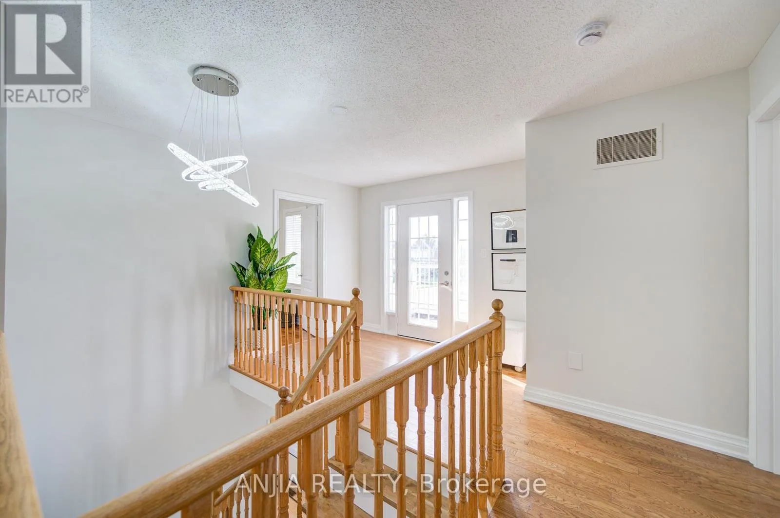 4 JAMES RATCLIFF AVENUE