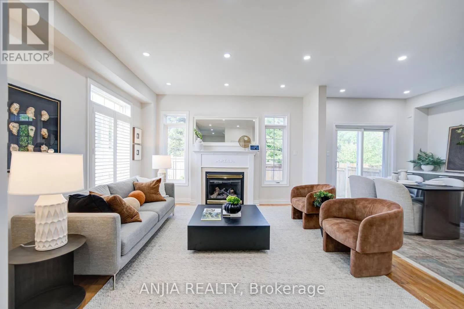 4 JAMES RATCLIFF AVENUE