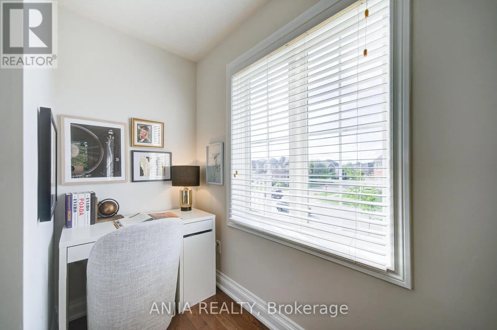 4 JAMES RATCLIFF AVENUE