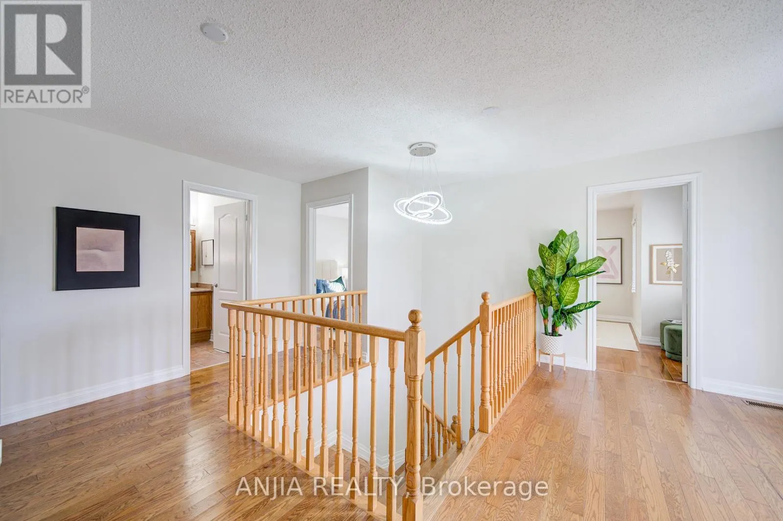 4 JAMES RATCLIFF AVENUE
