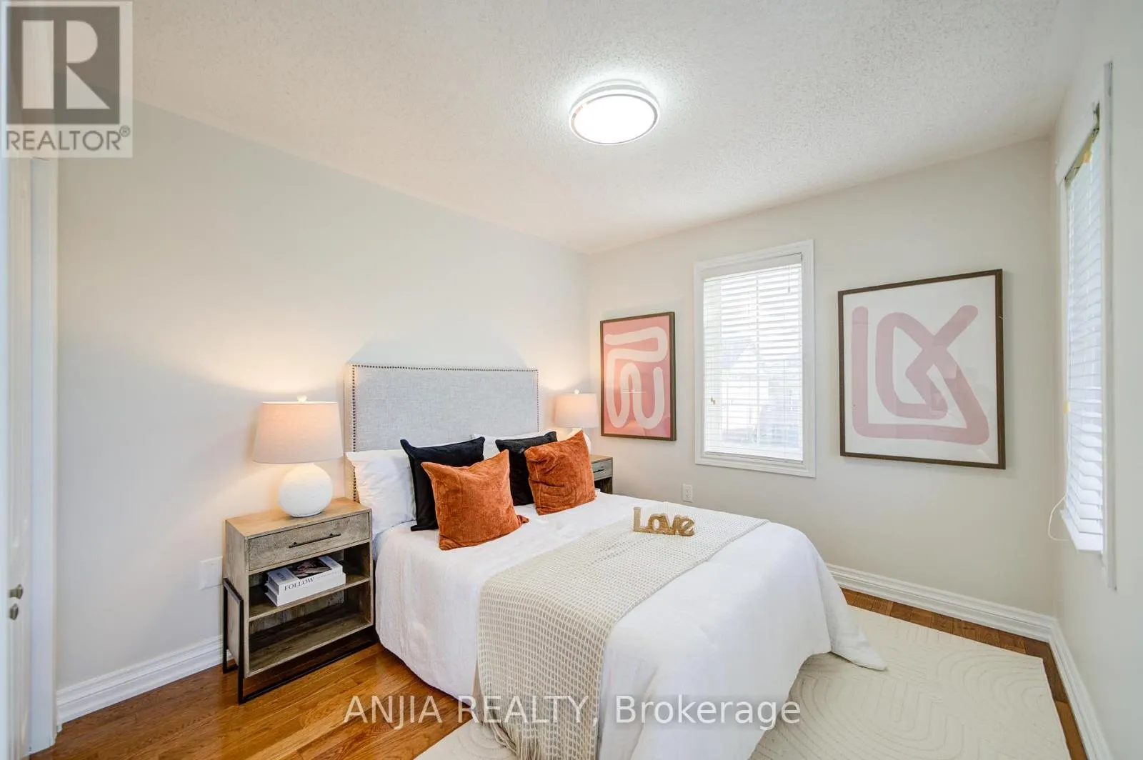 4 JAMES RATCLIFF AVENUE